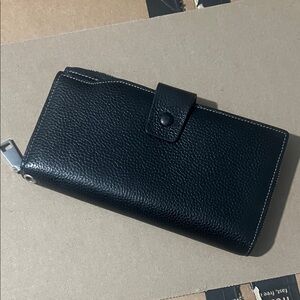 Elegant Black Leather Wallet